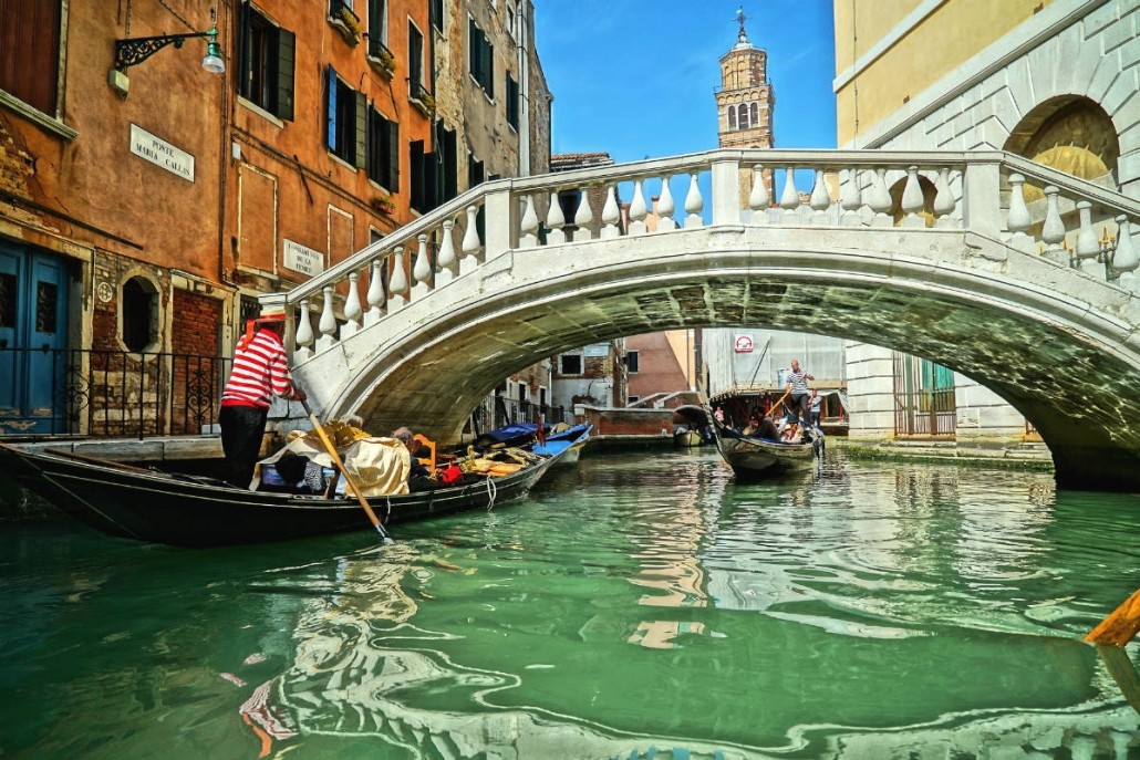 Things to do in Venice - Gondola ride