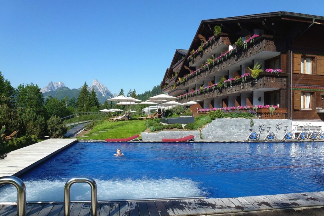 Gstaad Pool