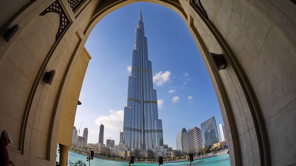 Standing at 828 meters high, Dubai’s iconic Burj Khalifa can be seen from all over the city.