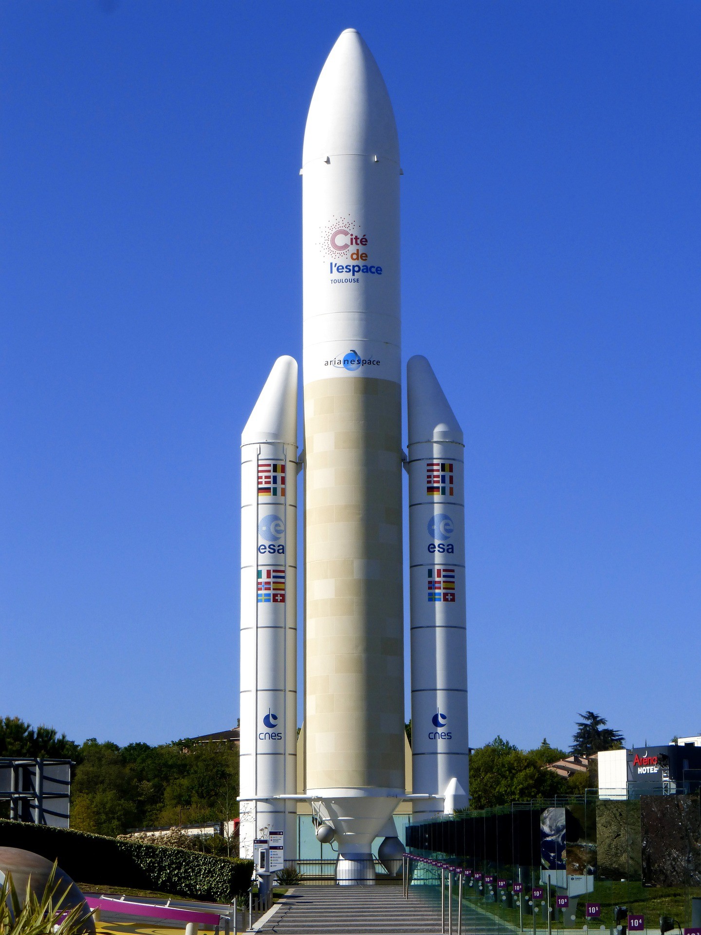 ariane-rocket-launcher-cite-de-lescape-toulouse